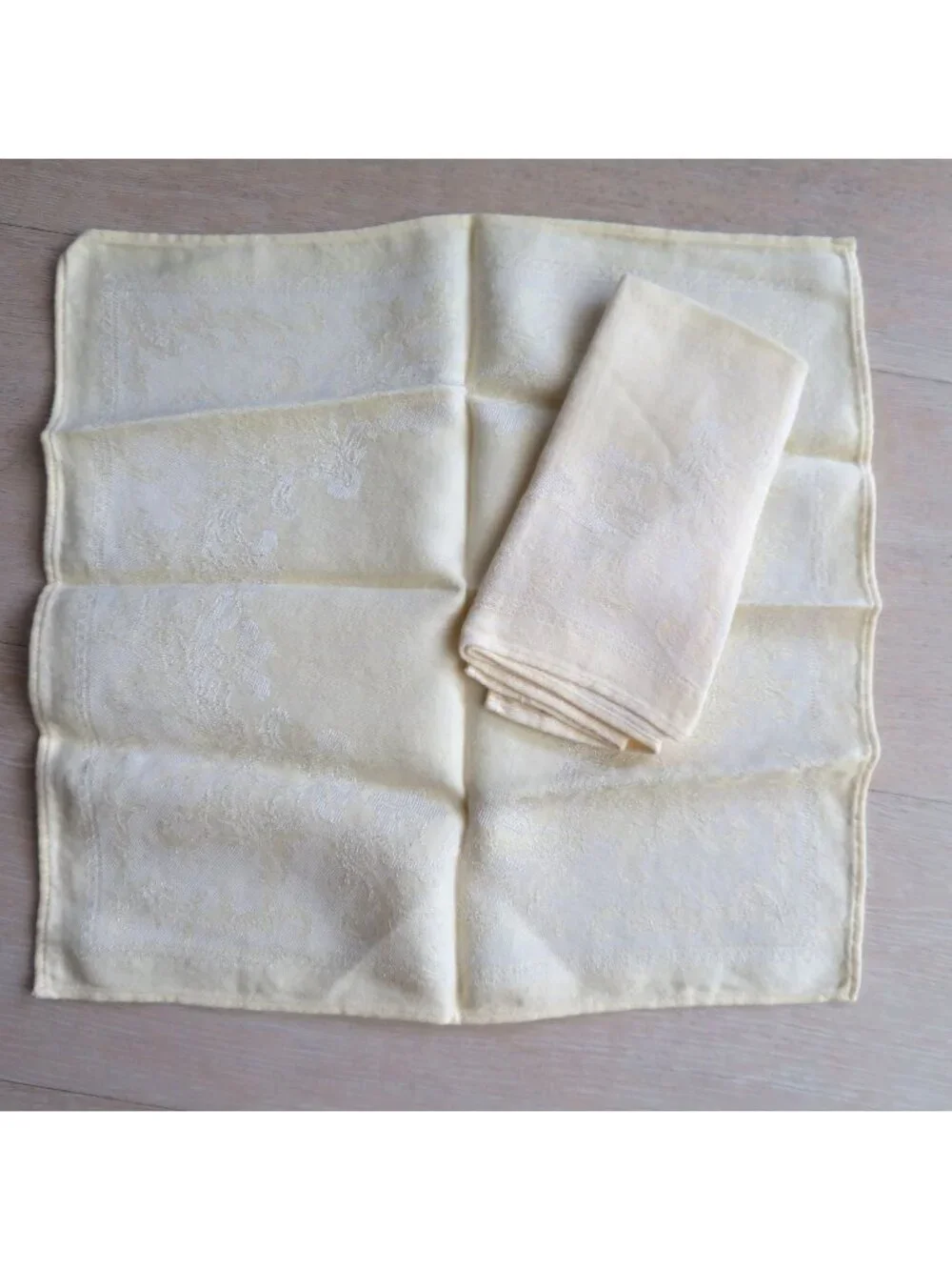 Set of 2 Vintage Yellow Linen Napkins Subtle Floral Jacquard Design 14